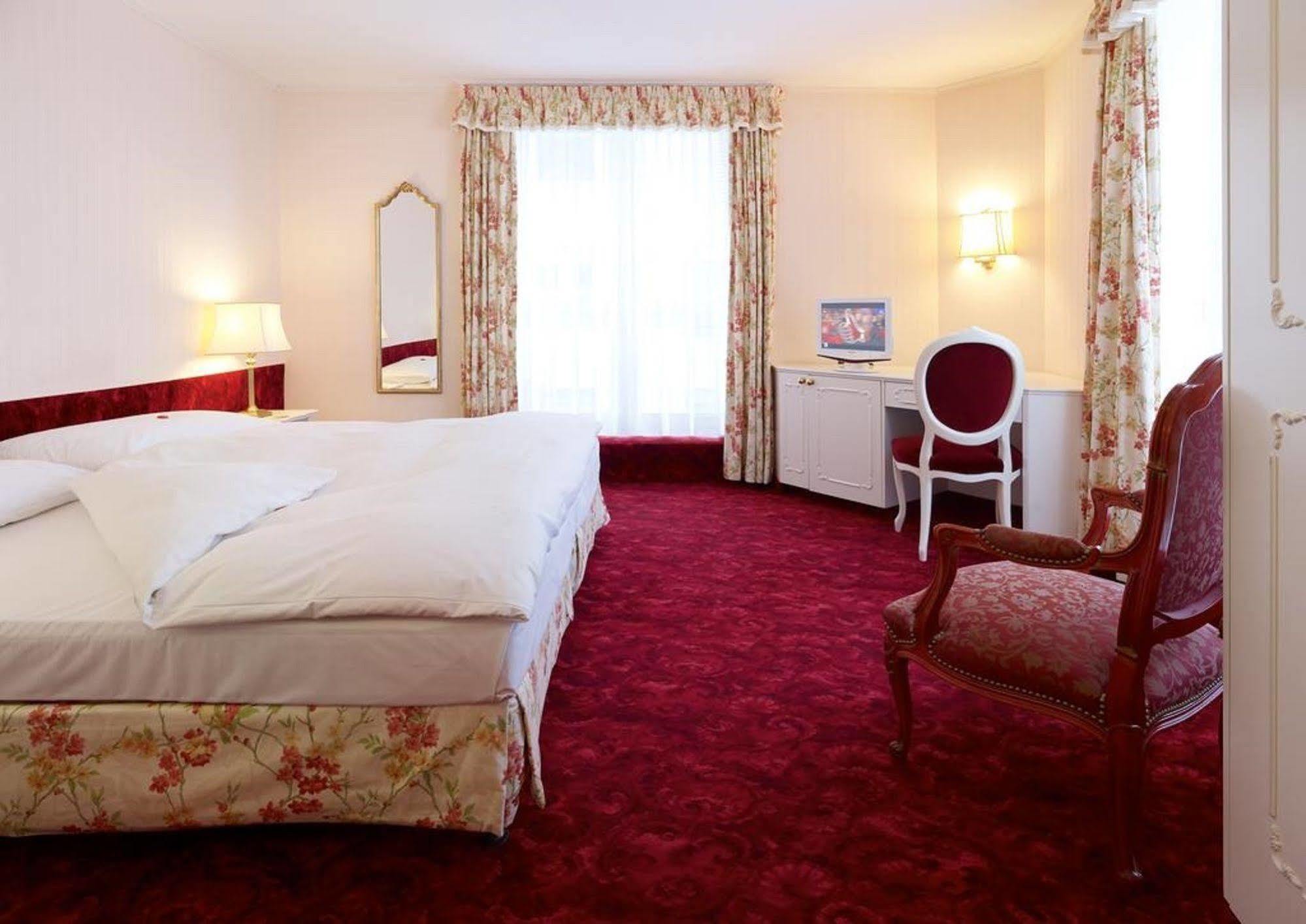 Hotel Mozart رورشاخ المظهر الخارجي الصورة